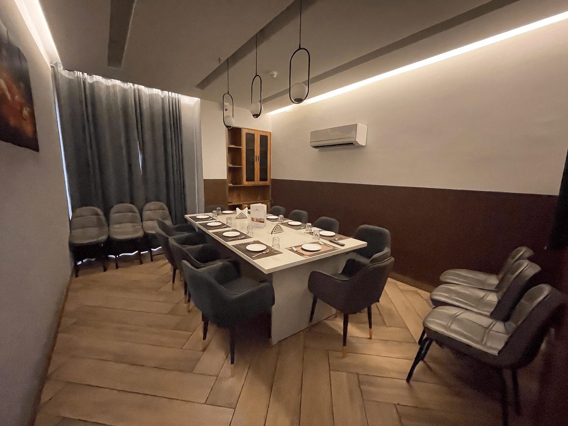 Luxury Hotel Room